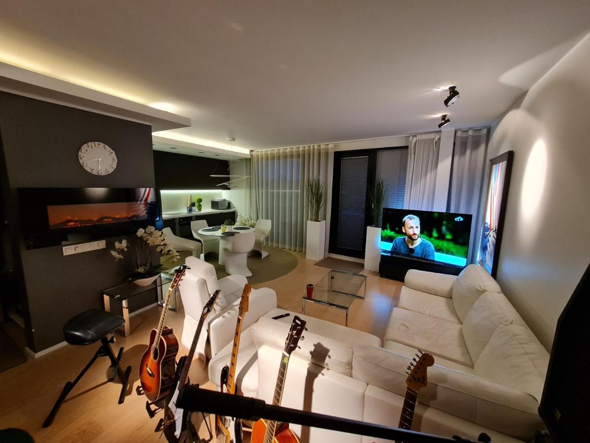 Leilighet Kreutzwaldi Penthouse *