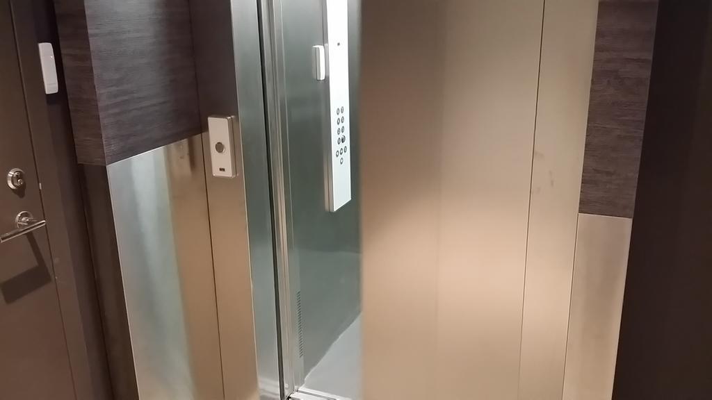 Kreutzwaldi Penthouse Huoneisto Tallinna
